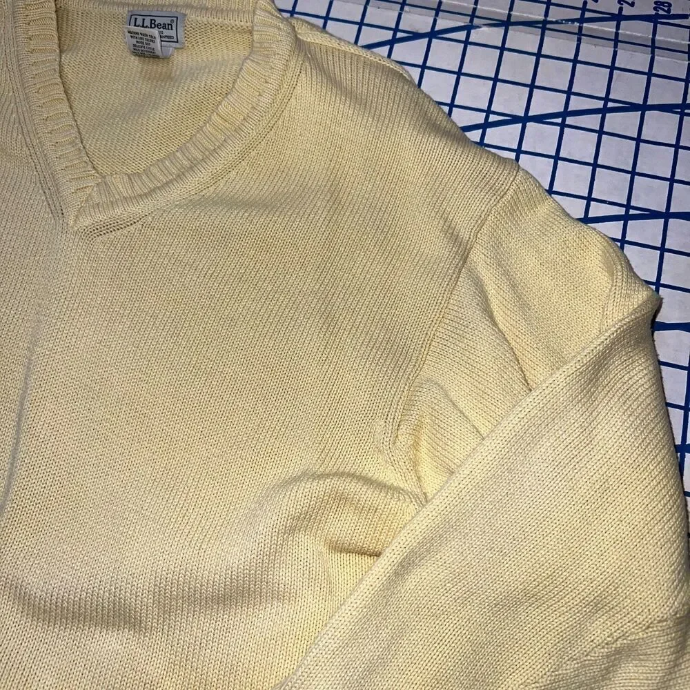 Vtg L.L Bean Sweater Men's Size L-REG Yellow Knitted Pullover Sweater